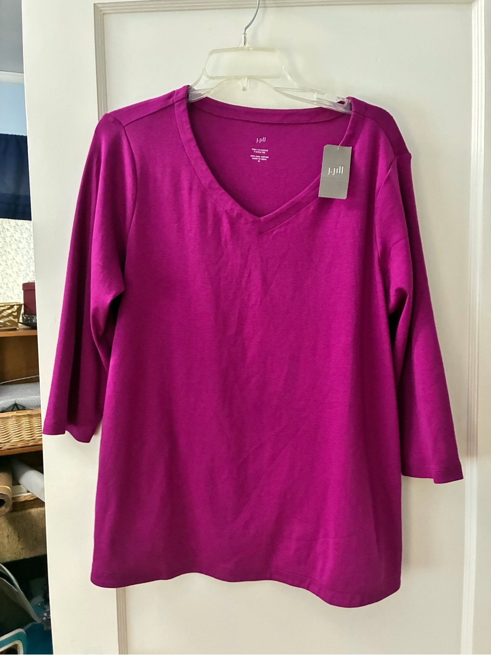 J. Jill Women's V-Neck Long Sleeve Top in Magenta